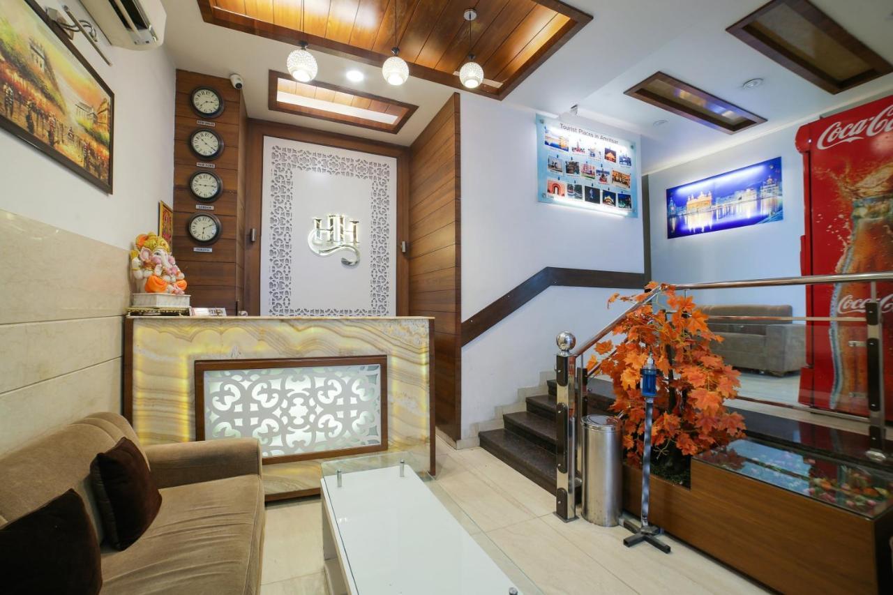 Townhouse Hollywood Heights Hotel Amritsar Eksteriør billede