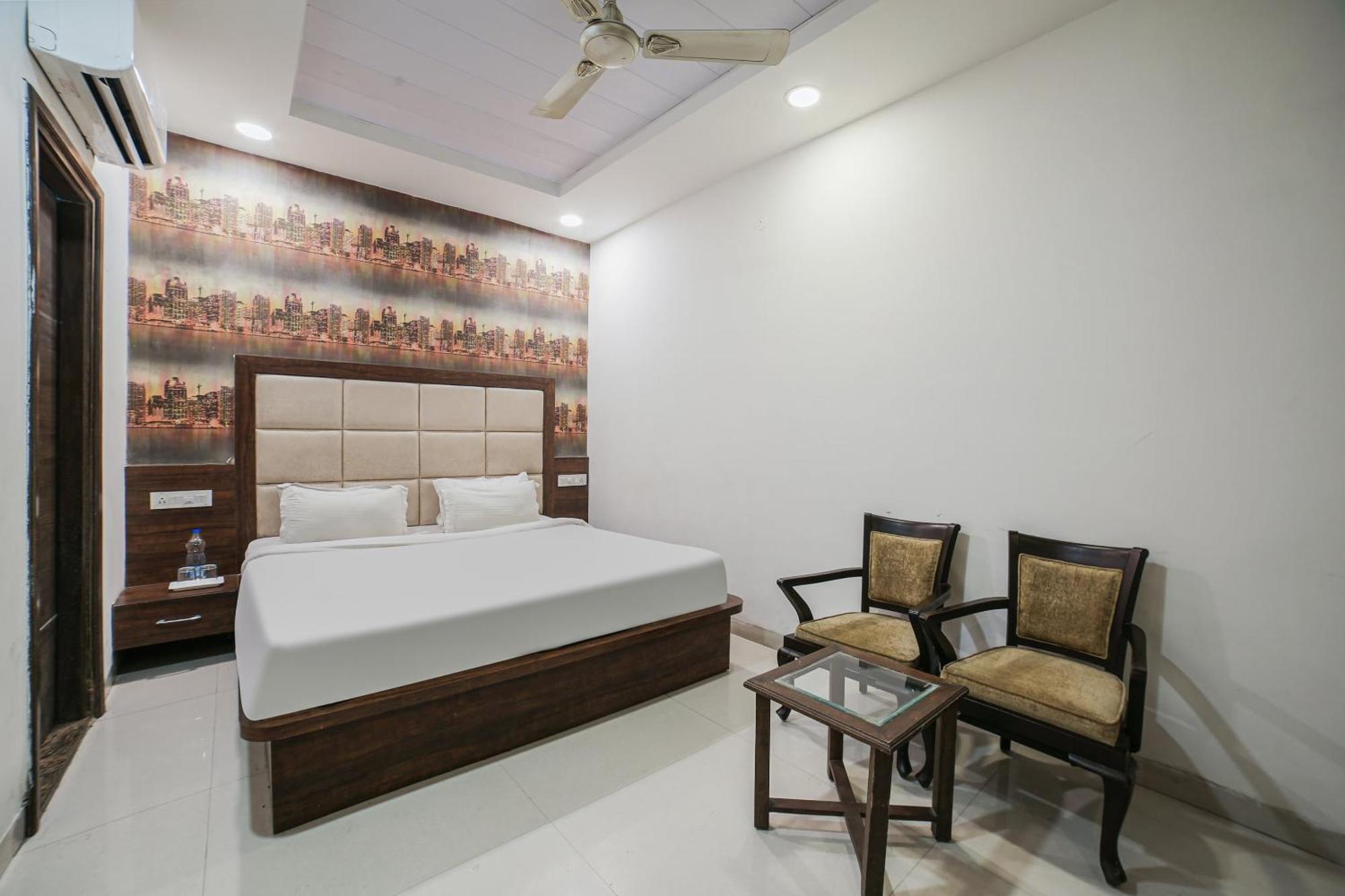 Townhouse Hollywood Heights Hotel Amritsar Eksteriør billede